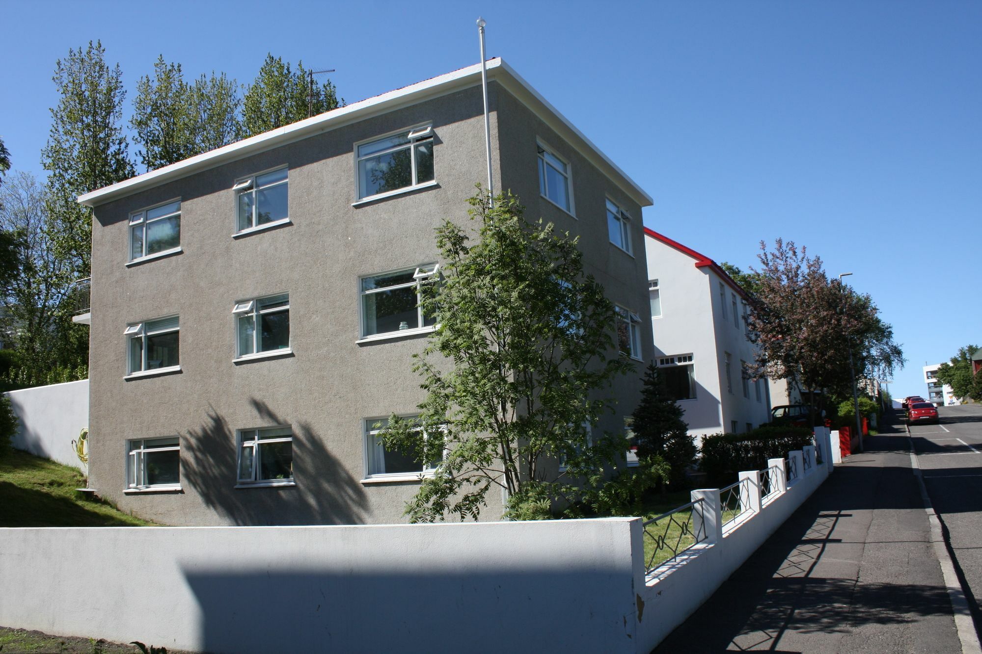 Brekkugata 33 Guesthouse Akureyri Exterior photo